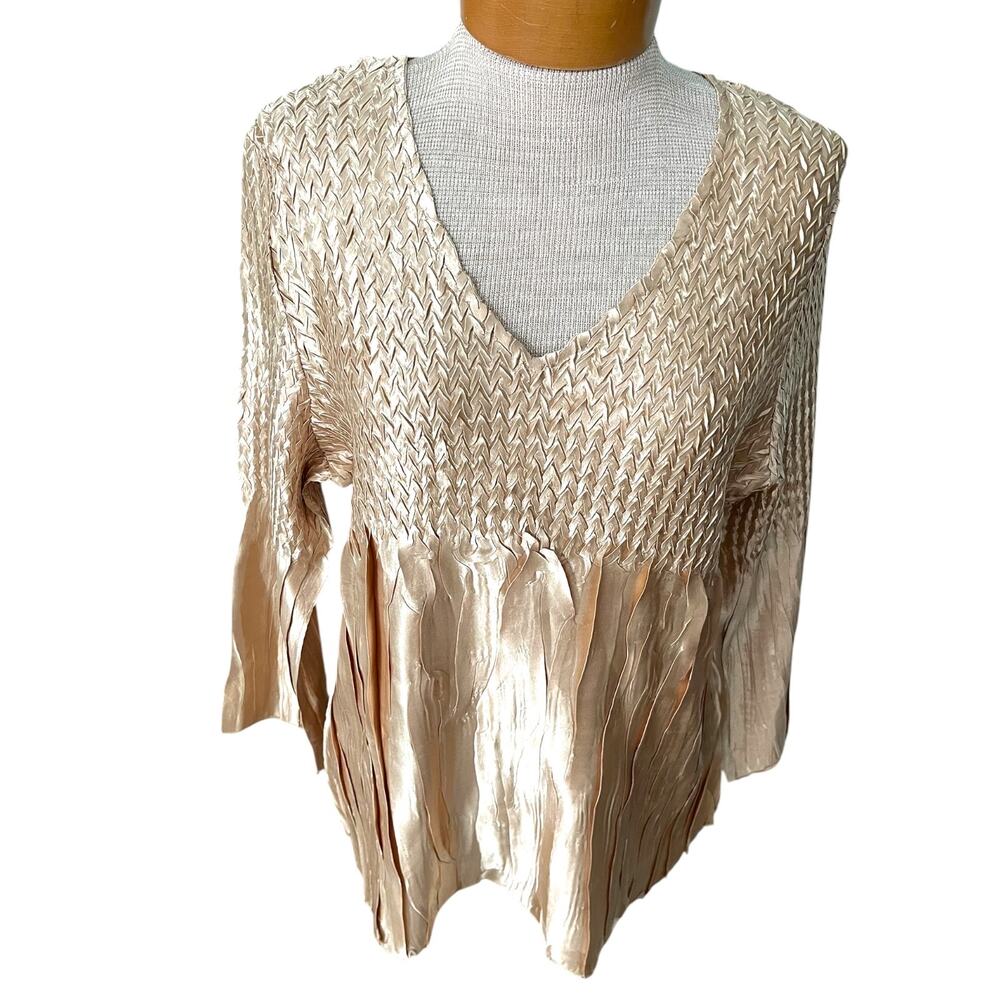 VTGE Essentials by Milano Womens Blouse Long Sleeve Champagne Gold Size L/XL